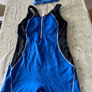 Women’s One Piece Swimsuit with cap